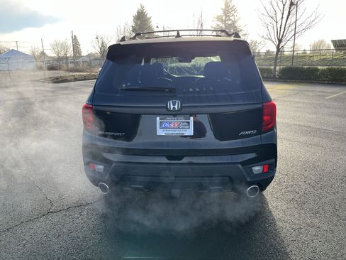 Used 2023 Honda Passport EX-L image 4