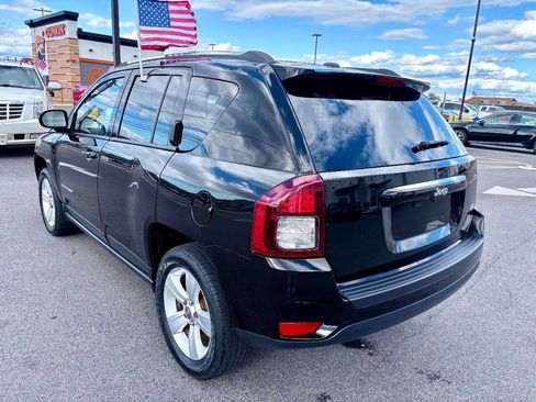 Used 2014 Jeep Compass Latitude image 4