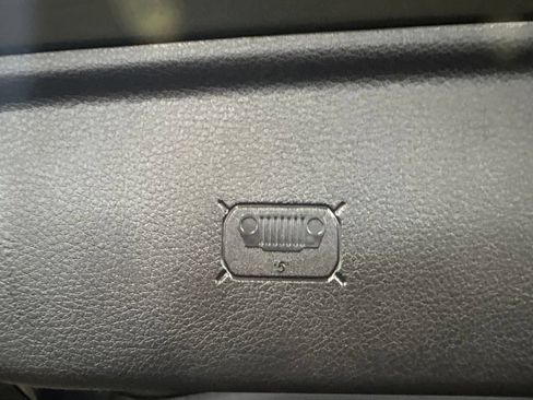 Used 2021 Jeep Compass Latitude AWD/4WD image 6