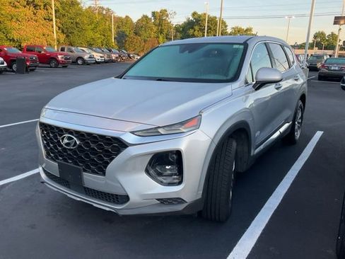 Used 2019 Hyundai Santa Fe SE FWD image 11