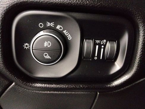 Used 2024 RAM 2500 Laramie image 18