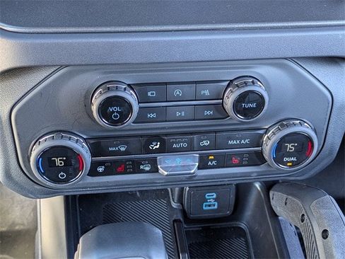 New 2025 Ford Bronco Badlands image 26