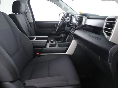 Used 2022 Toyota Tundra SR5 AWD/4WD image 31