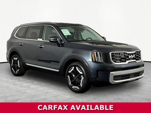 Certified 2023 Kia Telluride S AWD/4WD image 3