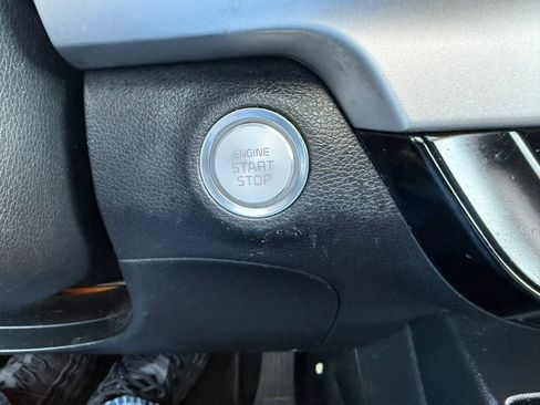 Used 2020 Kia Telluride S w/ S 8 Passenger Seating Package image 19