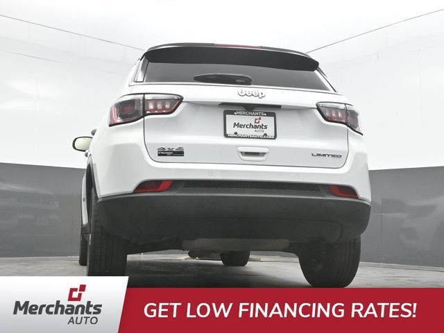 Used 2025 Jeep Compass Limited AWD/4WD image 37