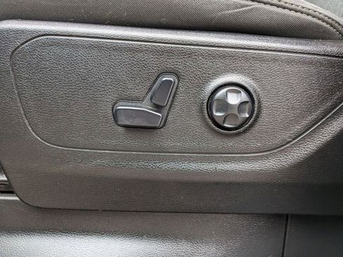 Used 2020 RAM 1500 Big Horn image 13