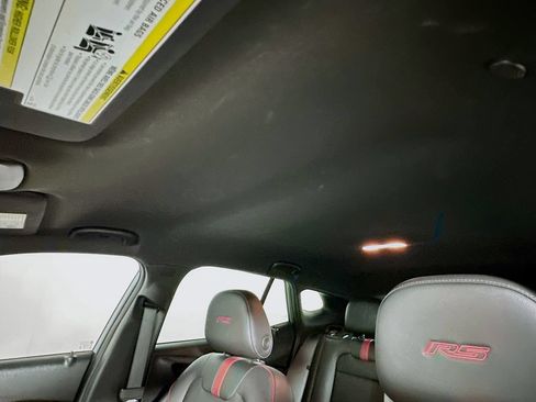 Used 2024 Chevrolet Trax RS FWD image 11
