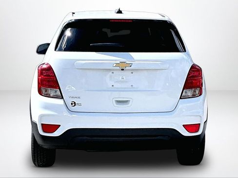 Used 2020 Chevrolet Trax LS FWD image 5