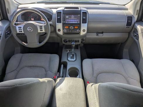 Used 2021 Nissan Frontier SV image 23