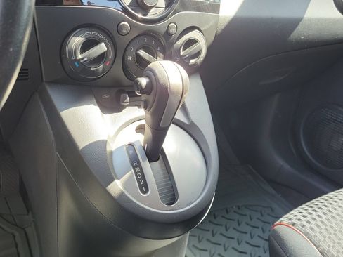 Used 2012 MAZDA MAZDA2 Touring FWD image 27