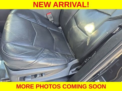 Used 2018 Cadillac Escalade Premium Luxury AWD/4WD image 5