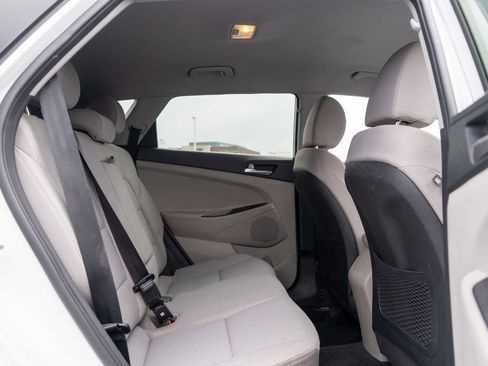 Used 2019 Hyundai Tucson SE w/ Cargo Package image 13