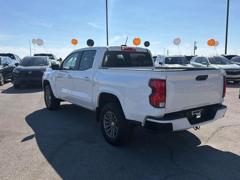 Used 2023 Chevrolet Colorado LT RWD image 5