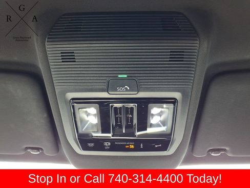 Used 2024 Volkswagen Atlas Cross Sport SE AWD/4WD image 25