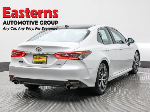 Used 2023 Toyota Camry XLE image 5