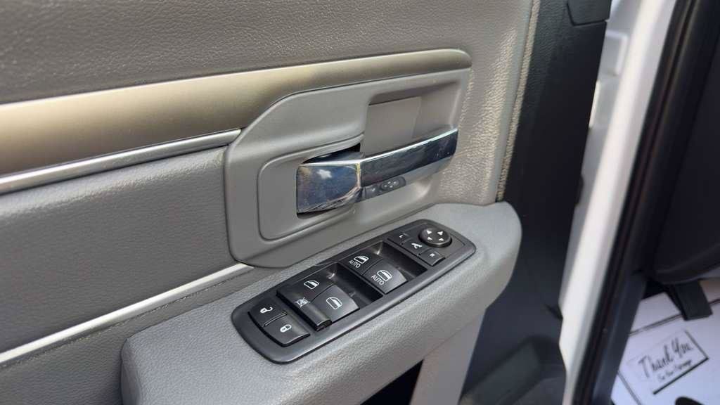 Used 2017 RAM 1500 Big Horn RWD image 10