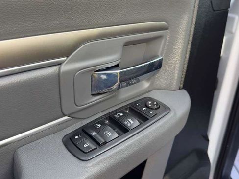 Used 2017 RAM 1500 Big Horn image 10