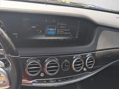 Used 2018 Mercedes-Benz S 560 4MATIC Sedan image 15