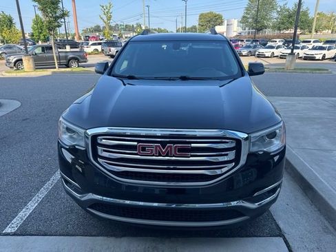 Used 2018 GMC Acadia SLE w/ Driver Alert Package I FWD image 2