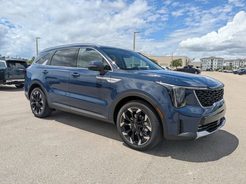 New 2026 Kia Sorento EX FWD image 2