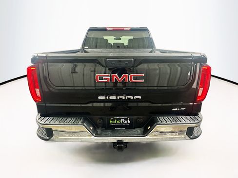 Used 2025 GMC Sierra 1500 SLT AWD/4WD image 7