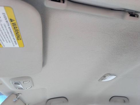 Used 2010 Subaru Impreza 2.5i AWD/4WD image 37