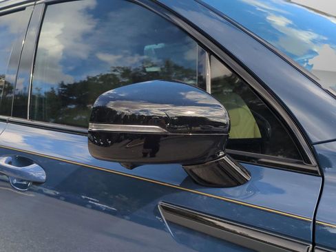 New 2026 Kia Sorento SX Prestige w/ Olive Brown Leather Package image 9