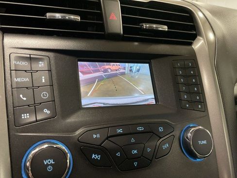 Used 2020 Ford Fusion S image 18