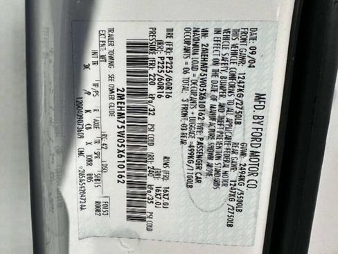 Used 2005 Mercury Grand Marquis LS image 36