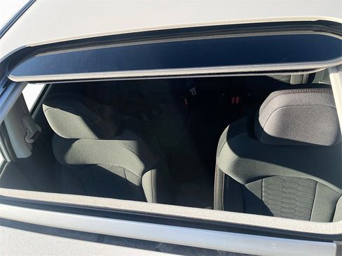 Used 2024 Subaru Impreza 2.0i Sport image 21