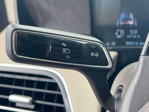Used 2022 Lincoln Navigator Reserve AWD/4WD image 24