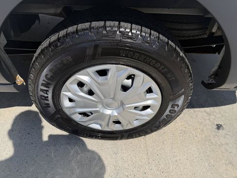 Used 2018 Ford Transit 150 130 Low Roof RWD image 11