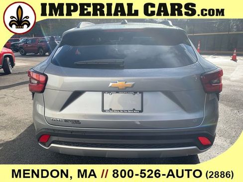 New 2026 Chevrolet Trax LT image 11