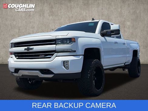 Used 2017 Chevrolet Silverado 1500 LTZ Z71 AWD/4WD image 4