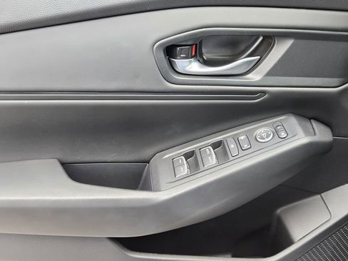 Used 2025 Honda Accord SE image 27