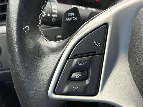 Used 2018 Chevrolet Corvette Stingray Convertible w/ 1LT RWD image 19