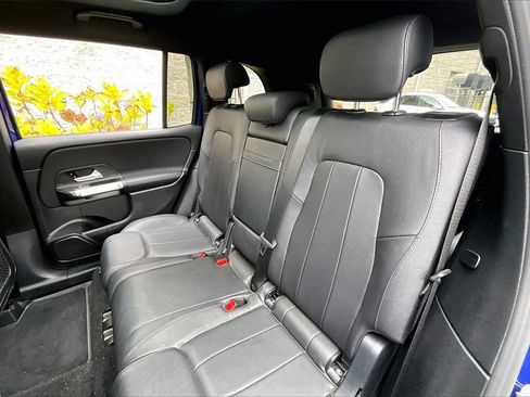 Certified 2021 Mercedes-Benz GLB 250 4MATIC image 28