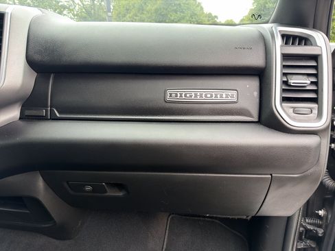 Used 2024 RAM 2500 Big Horn AWD/4WD image 20