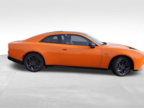 New 2025 Dodge Charger R/T w/ Quick Order Package 25M R/T image 2