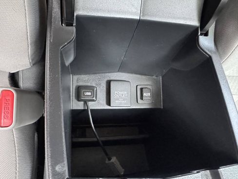Used 2016 Honda CR-V SE image 29