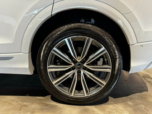 Used 2023 Audi SQ8 Premium Plus w/ Executive Package AWD/4WD image 30