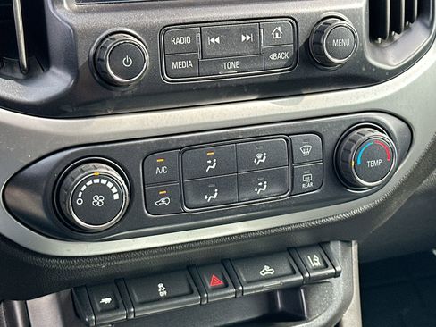 Used 2017 Chevrolet Colorado LT w/ Midnight Edition image 19