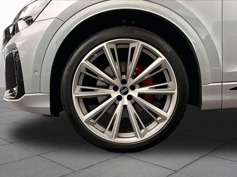 Certified 2026 Audi Q8 Prestige AWD/4WD image 11