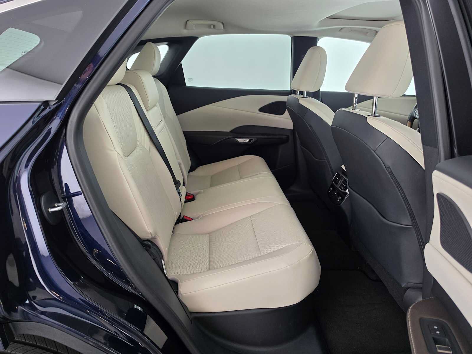 Certified 2024 Lexus RX 350 Premium w/ Convenience Package FWD image 12