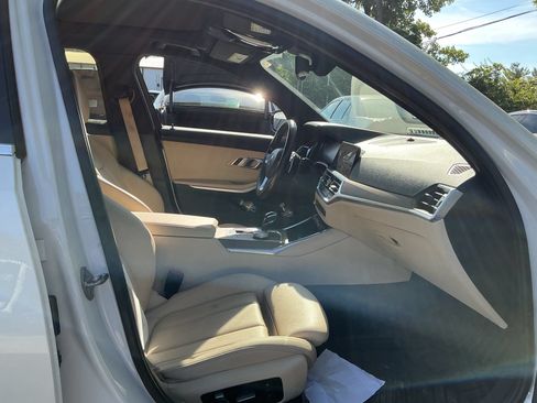 Used 2019 BMW 330i xDrive Sedan w/ Convenience Package AWD/4WD image 5