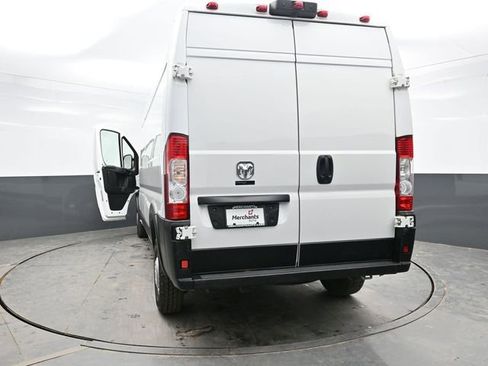 Used 2025 RAM ProMaster 2500 w/ Convenience Group FWD image 43