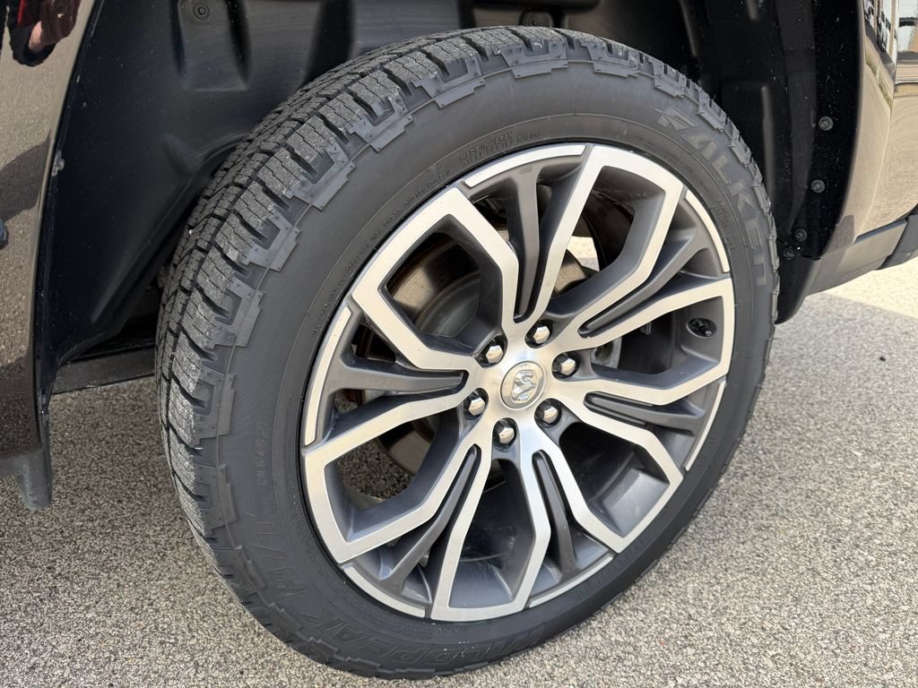 Used 2025 RAM 1500 Tungsten w/ Off Road Group AWD/4WD image 16