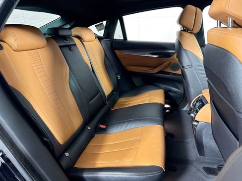 Used 2019 BMW X6 sDrive35i w/ M Sport Package image 35