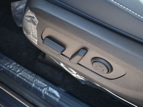 New 2026 Kia Carnival SX Prestige FWD image 18